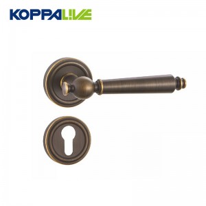 965-B Privacy Brass Lever Door Handle