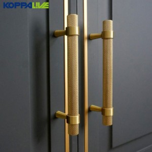 9087 Brass Knurled Cabinet Handle